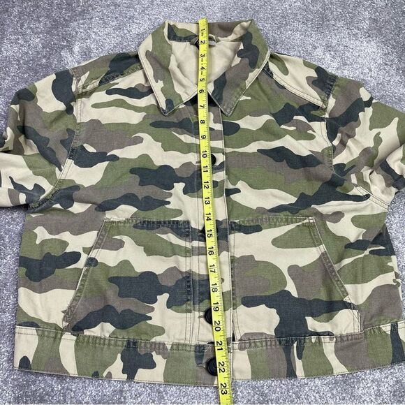 H&M Divided Camo Jacket Women's Large Button Up Long Sleeve Pockets - Picture 11 of 13